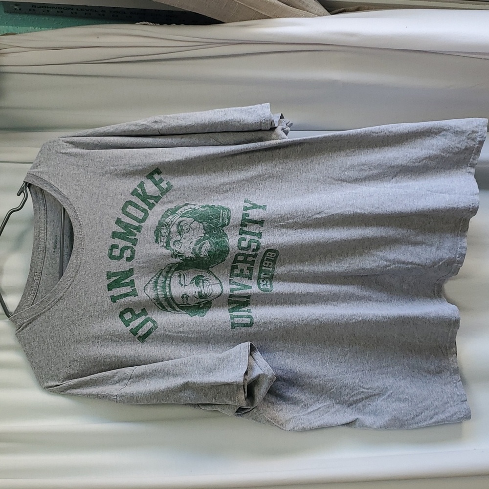 Cheech and Chong Up in smoke t shirt size 2 or 3x